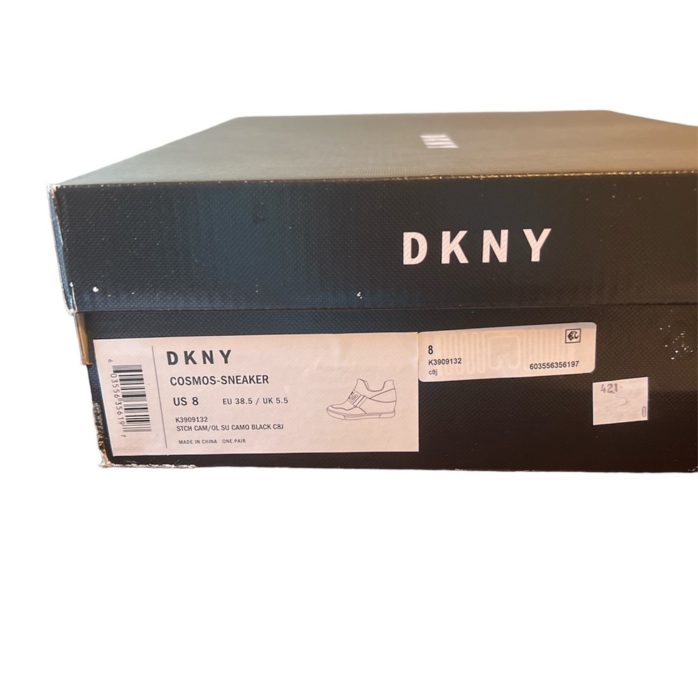 DKNY Cosmos Sneaker Leather & Fabric Slip-On Dark Green Camo SZ 8   Original Box - Picture 7 of 7